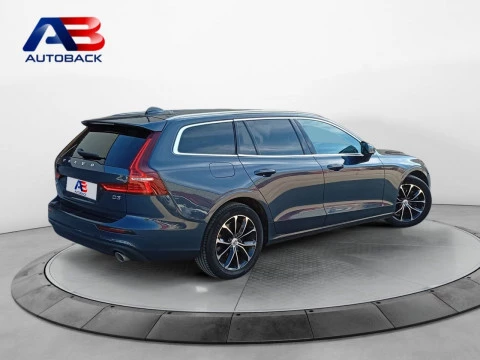 Volvo V60 2.0 D3 Momentum Pro Auto