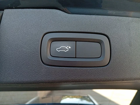 Volvo V60 2.0 D3 Momentum Pro Auto