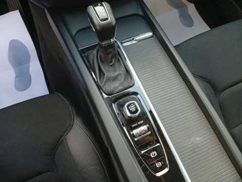 Volvo V60 2.0 D3 Momentum Pro Auto