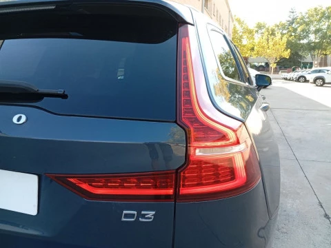 Volvo V60 2.0 D3 Momentum Pro Auto