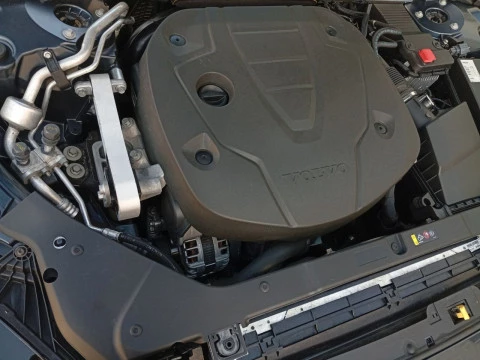 Volvo V60 2.0 D3 Momentum Pro Auto