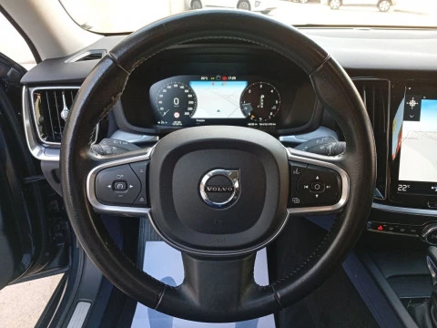 Volvo V60 2.0 D3 Momentum Pro Auto