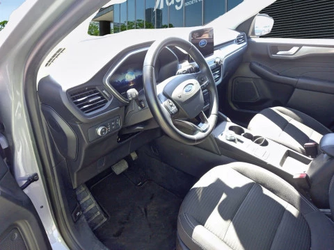 Ford Kuga Titanium 2.5 Duratec FHEV 140kW Auto