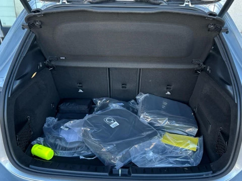 Mercedes-Benz GLA  250 e con tecnologia hibrida EQ