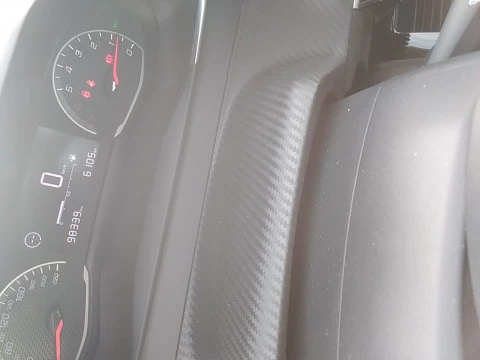 Peugeot 2008 Active BlueHDI 81kW (110CV)