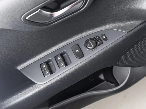 Kia Stonic 1.0 T-GDi 74kW (100CV) MHEV MT Drive