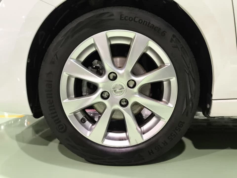 Opel Corsa 1.2 XEL Edition 55 kW (75 CV)