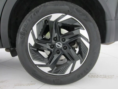 Nissan Qashqai  1.3DIG-T 158CV N-CONNECTA MILD HYBRID 12V 4X2 CVT
