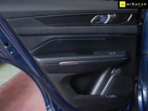 Lynk & Co 01 1.5 PHEV 6.6kW 192 kW (261 CV)