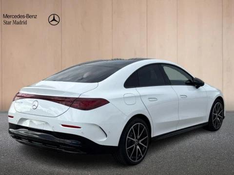 Mercedes-Benz CLA  250+ con tecnologia EQ