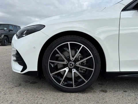 Mercedes-Benz CLA  250+ con tecnologia EQ