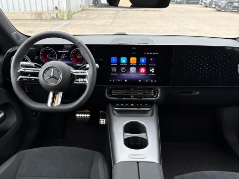 Mercedes-Benz CLA  250+ con tecnologia EQ