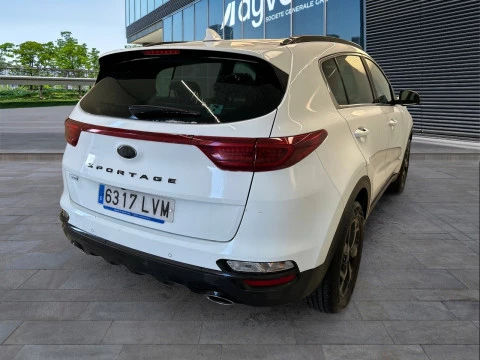 Kia Sportage 1.6 MHEV Black Edition 100kW (136CV) 4x2