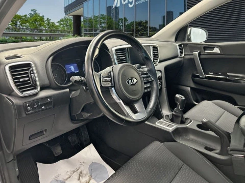 Kia Sportage 1.6 MHEV Black Edition 100kW (136CV) 4x2