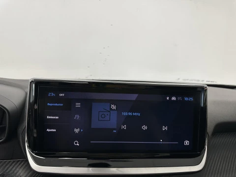 Peugeot 2008 Allure Gasolina 100 S&S 6 Vel. MAN