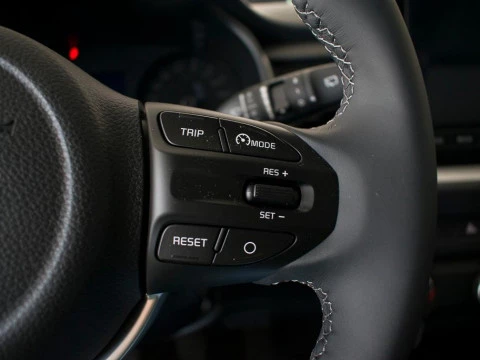 Kia Stonic 1.2 DPI CONCEPT ( MY22) (FLEXIPLAN)