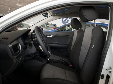 Kia Stonic 1.2 DPI CONCEPT ( MY22) (FLEXIPLAN)