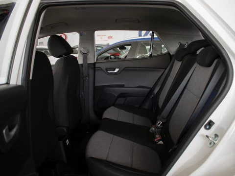 Kia Stonic 1.2 DPI CONCEPT ( MY22) (FLEXIPLAN)