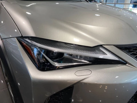 Lexus UX 2.0 250h F Sport