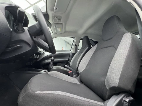 Toyota Aygo X Cross 1.0 VVT-I 72CV Play