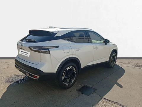 Nissan Qashqai  MHEV N-Connecta 2025