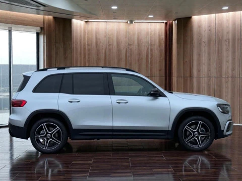 Mercedes-Benz GLB  200 d