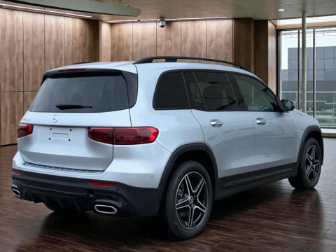 Mercedes-Benz GLB  200 d