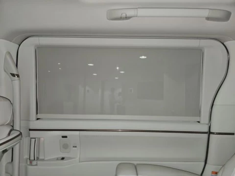 Lexus LM 350h Luxury Light Beige 6 plazas