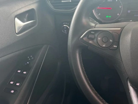 Opel Crossland X 1.6T 73kW (99CV) Selective