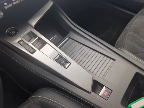 Peugeot 408 408 GT PHEV 180 e-EAT8