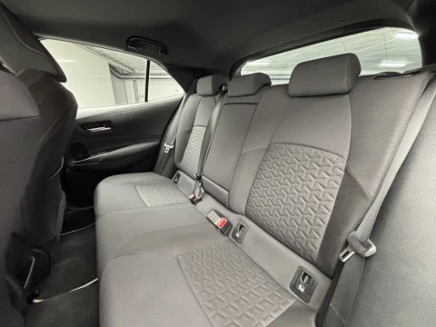 Toyota Corolla 1.8 125H ACTIVE TECH E-CVT