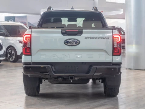 Ford Ranger 2.3 TIVCT PHEV e-AWD D Cab Stormtrak AT