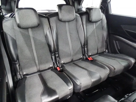 Peugeot 5008 GT-Line 2.0L BlueHDi 110kW (150CV) S&S