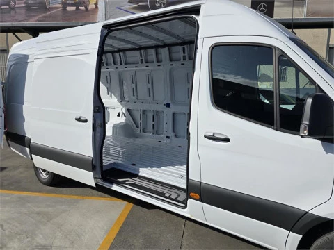 Mercedes-Benz Sprinter 315 CDI LARGO L PRO