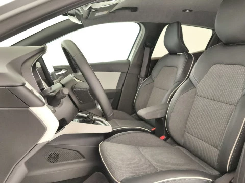 Renault Clio   TCe Techno 67kW