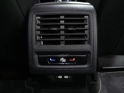 Volkswagen Golf R-Line 2.0 TDI 110 kW (150 CV) DSG