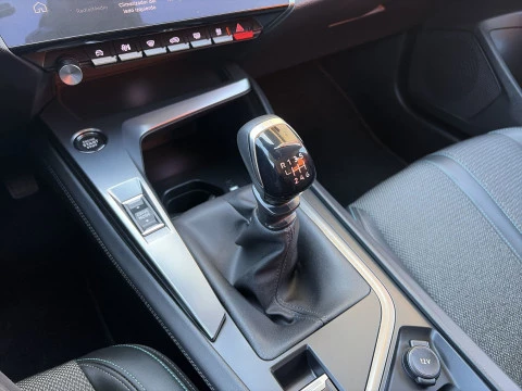 Peugeot 308 PureTech 130 SANDS Allure 96 kW (130 CV)