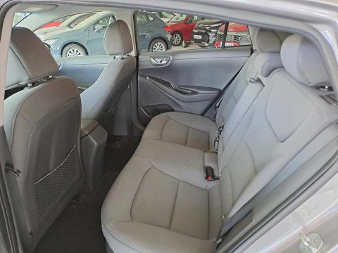 Hyundai IONIQ 1.6 GDI PHEV STYLE DCT 5P