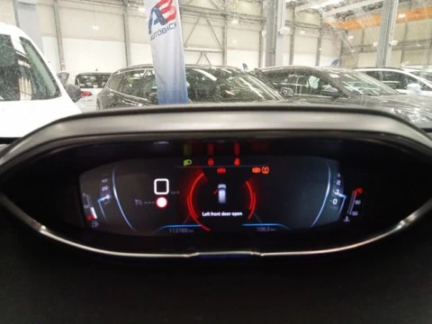 Peugeot 3008 1.5 BlueHDi 96kW (130CV) S&S Active Pack