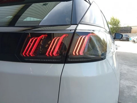 Peugeot 3008 1.5 BlueHDi 96kW (130CV) S&S Active Pack