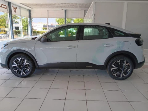 Citroën C4 1.2 HYBRID MHEV 145 EDCS6 BUSINESS EDIT 5P