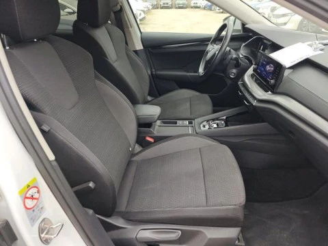 Skoda Octavia Combi 1.5 TSI 110kW DSG m-HEV Ambit