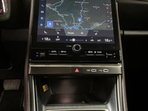 Lexus LBX 1.5 136cv HEV Emotion+