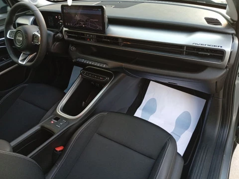 Jeep Avenger BEV 115kW (156CV) Altitude