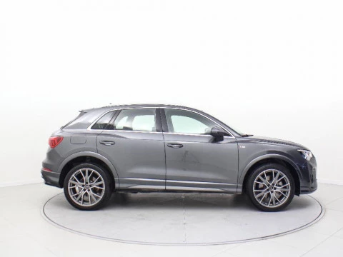 Audi Q3 1.4 45 TFSI E S TRONIC S LINE 245 5P