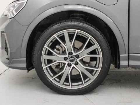 Audi Q3 1.4 45 TFSI E S TRONIC S LINE 245 5P