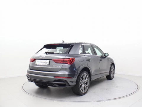 Audi Q3 1.4 45 TFSI E S TRONIC S LINE 245 5P