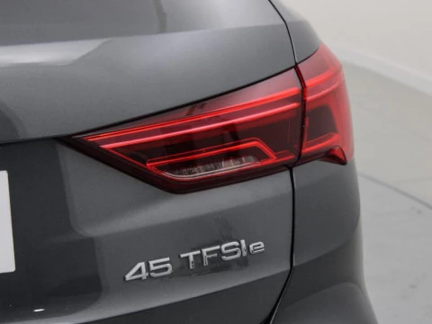 Audi Q3 1.4 45 TFSI E S TRONIC S LINE 245 5P