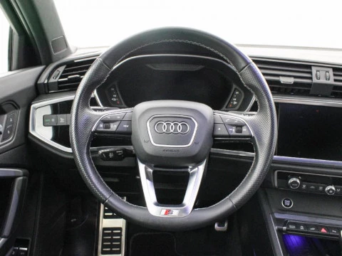 Audi Q3 1.4 45 TFSI E S TRONIC S LINE 245 5P