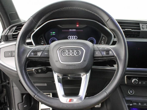 Audi Q3 1.4 45 TFSI E S TRONIC S LINE 245 5P